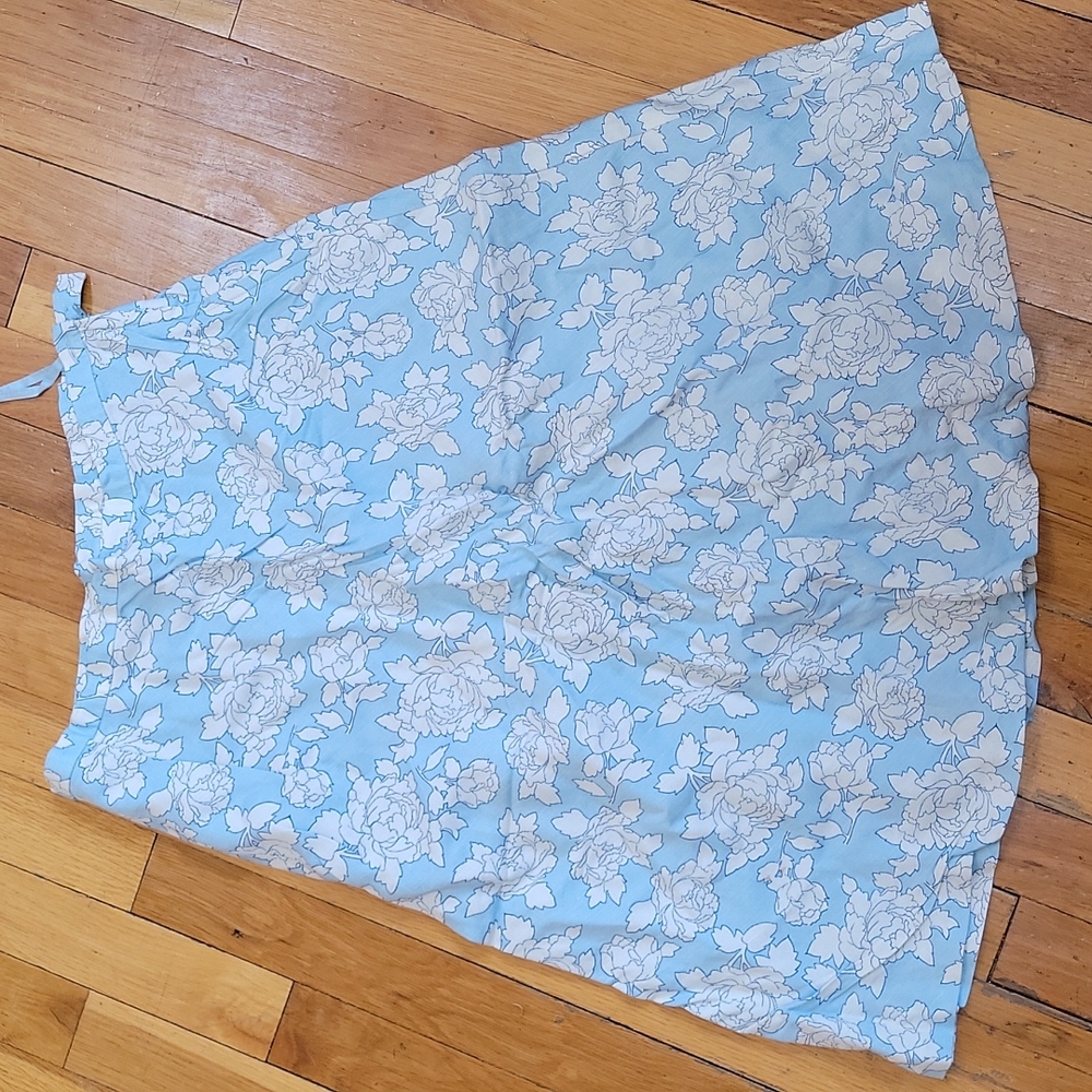 ‼️🆕️Listing‼️Hennes Floral Skirt